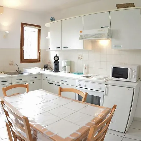 Les Coquillages Apartment *